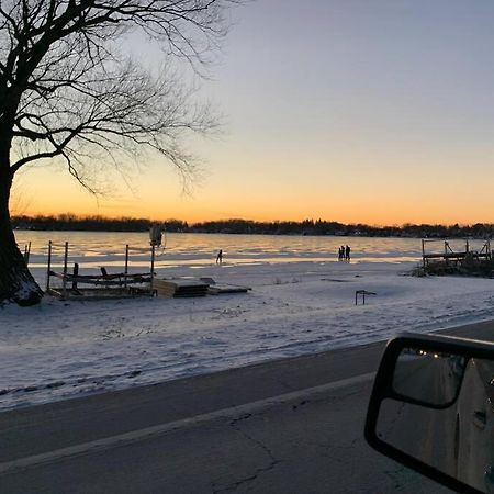 Charming And Happy Walled Lake Mi Cottage Novi Luaran gambar