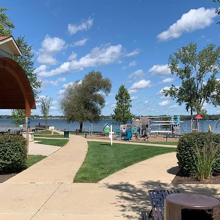Charming And Happy Walled Lake Mi Cottage Novi Luaran gambar