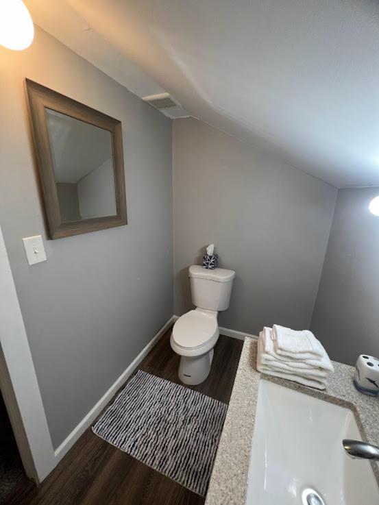 Charming And Happy Walled Lake Mi Cottage Novi Luaran gambar