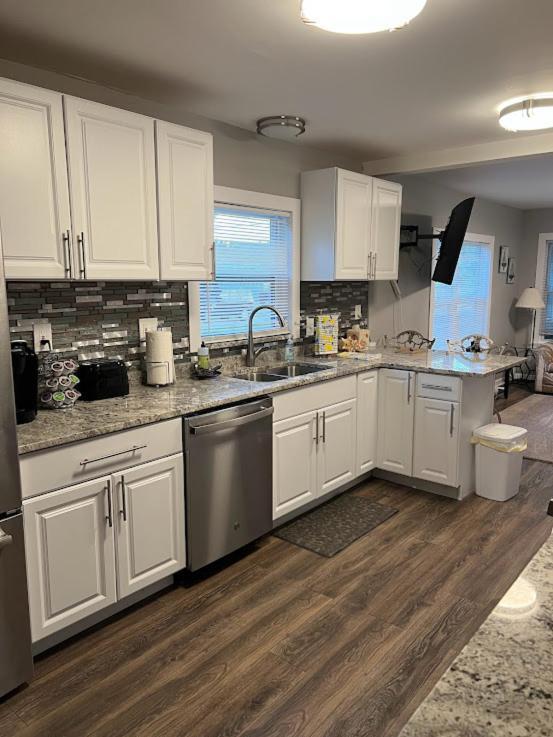 Charming And Happy Walled Lake Mi Cottage Novi Luaran gambar