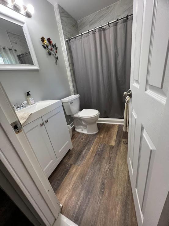 Charming And Happy Walled Lake Mi Cottage Novi Luaran gambar