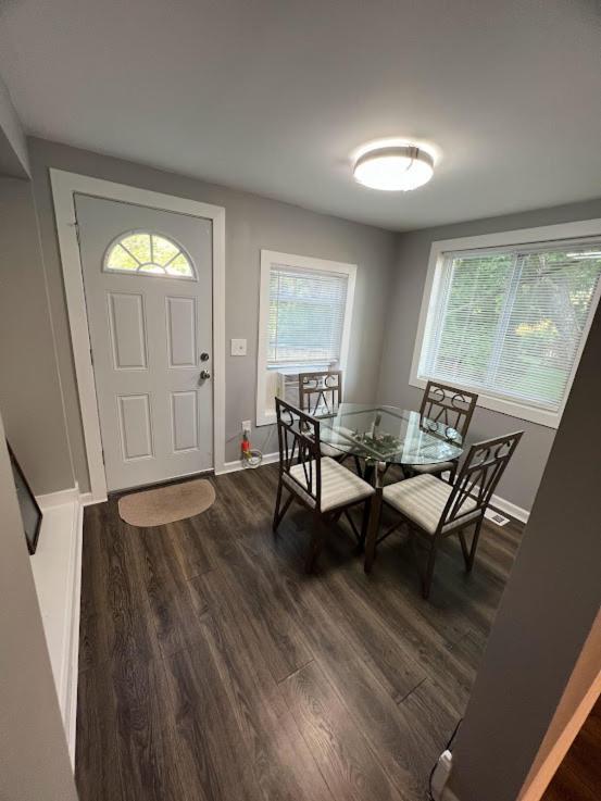 Charming And Happy Walled Lake Mi Cottage Novi Luaran gambar