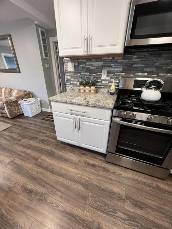 Charming And Happy Walled Lake Mi Cottage Novi Luaran gambar